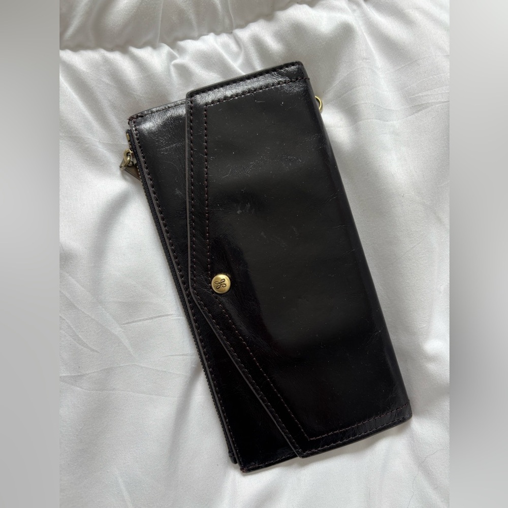 HOBO Brand Hobo International bifold Leather Wallet Black - snap/zipper